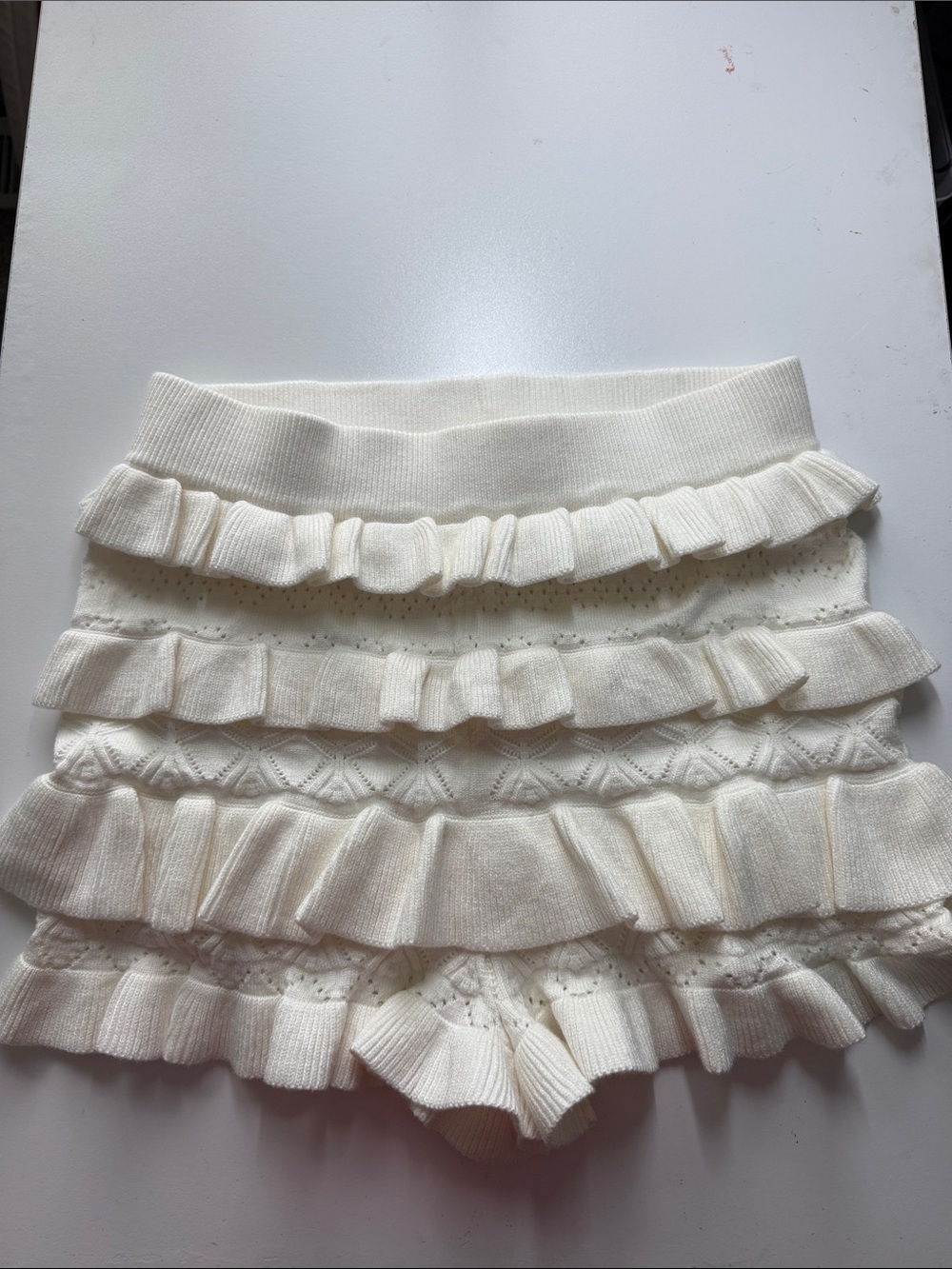 Cream Ruffled Knit mini scort